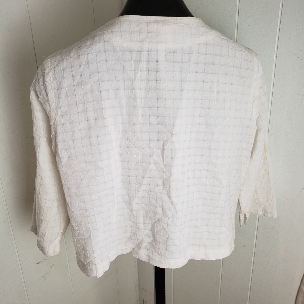 White Blazer - Picture 3 of 4
